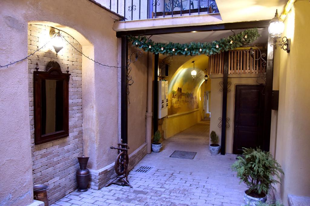 Casa Antiqua Hotel Brasov Exterior photo